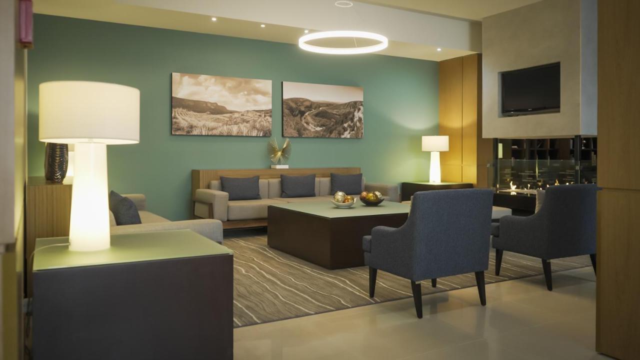 Staybridge Suites Guadalajara Expo, an IHG Hotel Zapopan Bagian luar foto