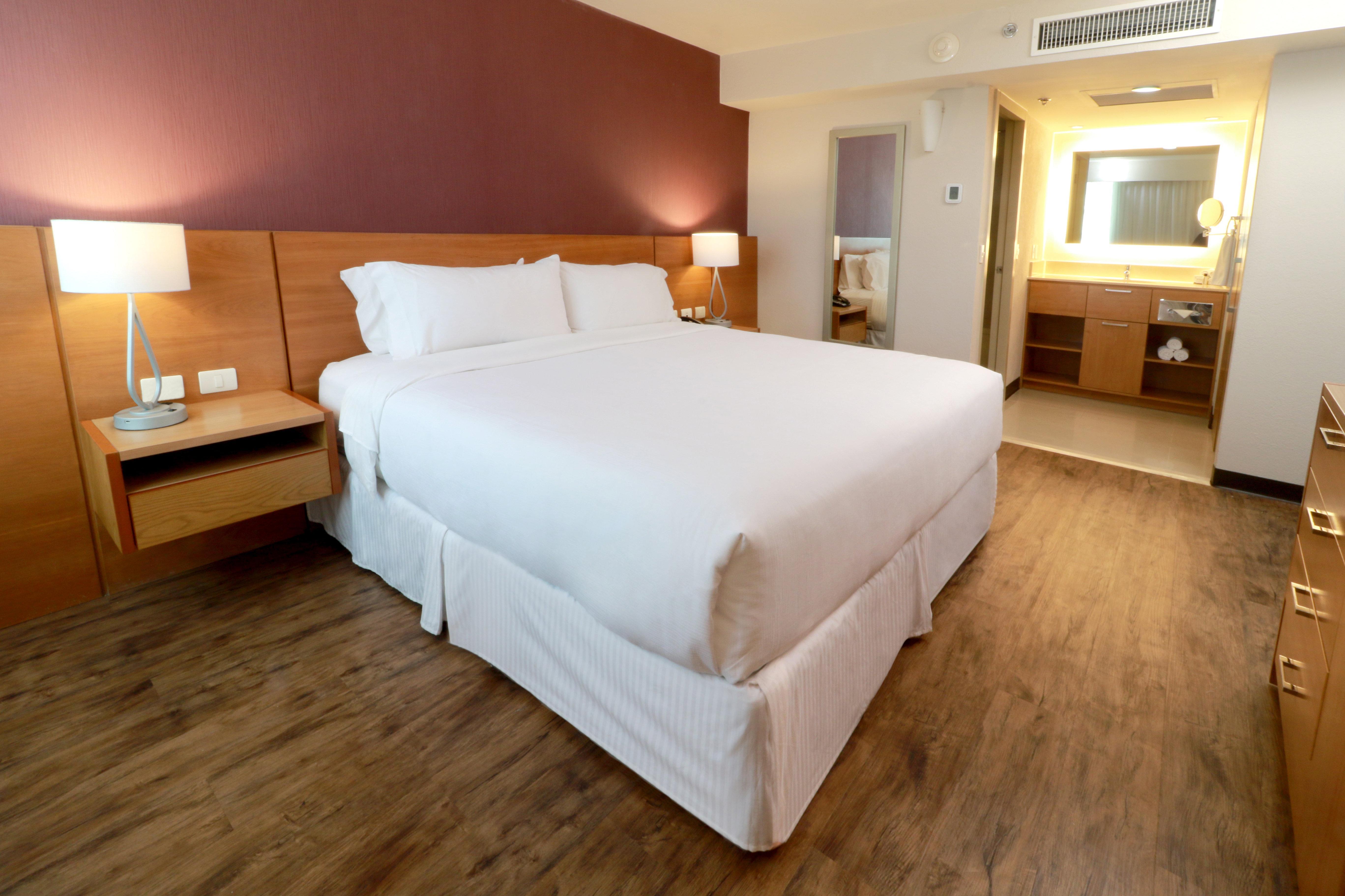 Staybridge Suites Guadalajara Expo, an IHG Hotel Zapopan Bagian luar foto