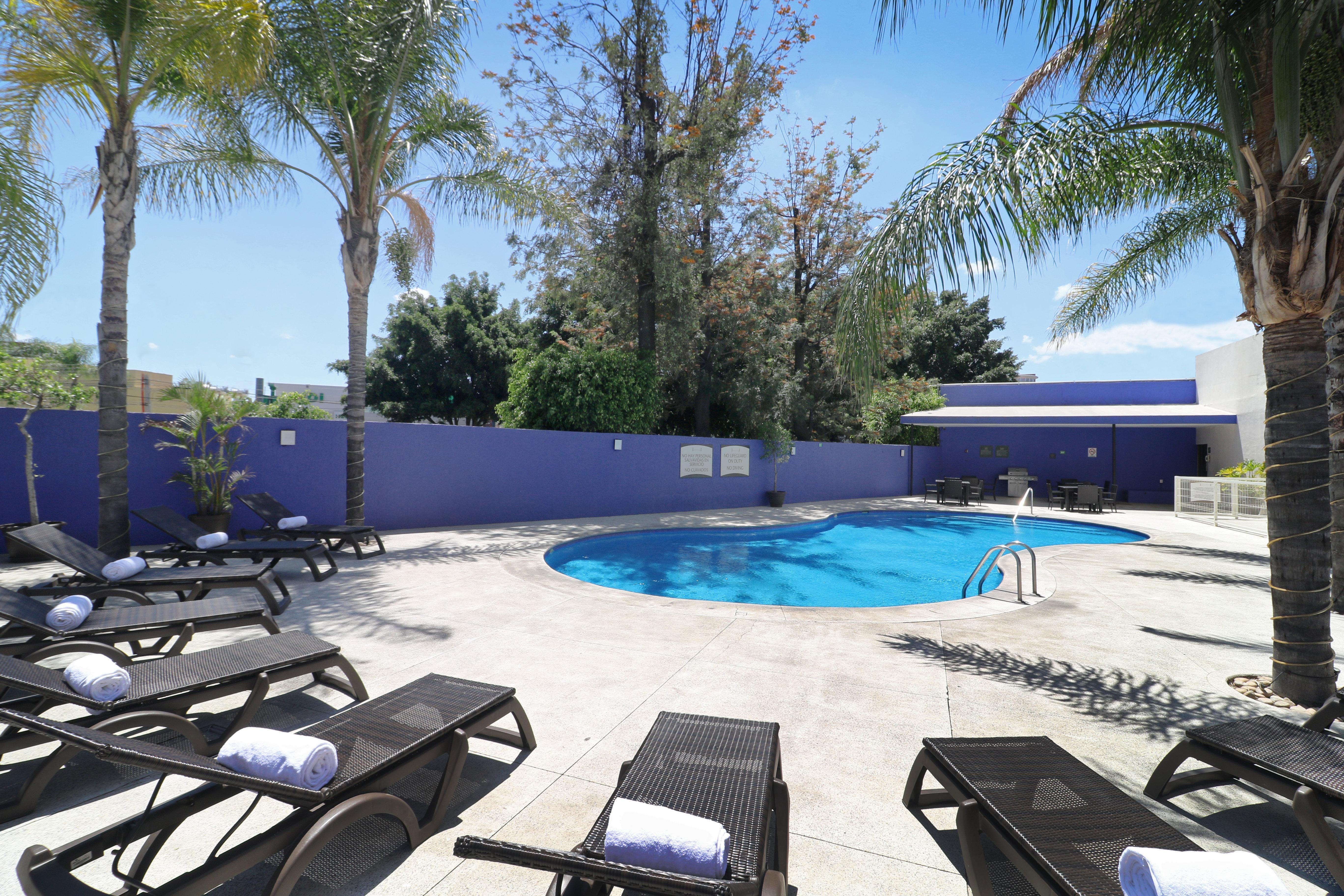 Staybridge Suites Guadalajara Expo, an IHG Hotel Zapopan Bagian luar foto