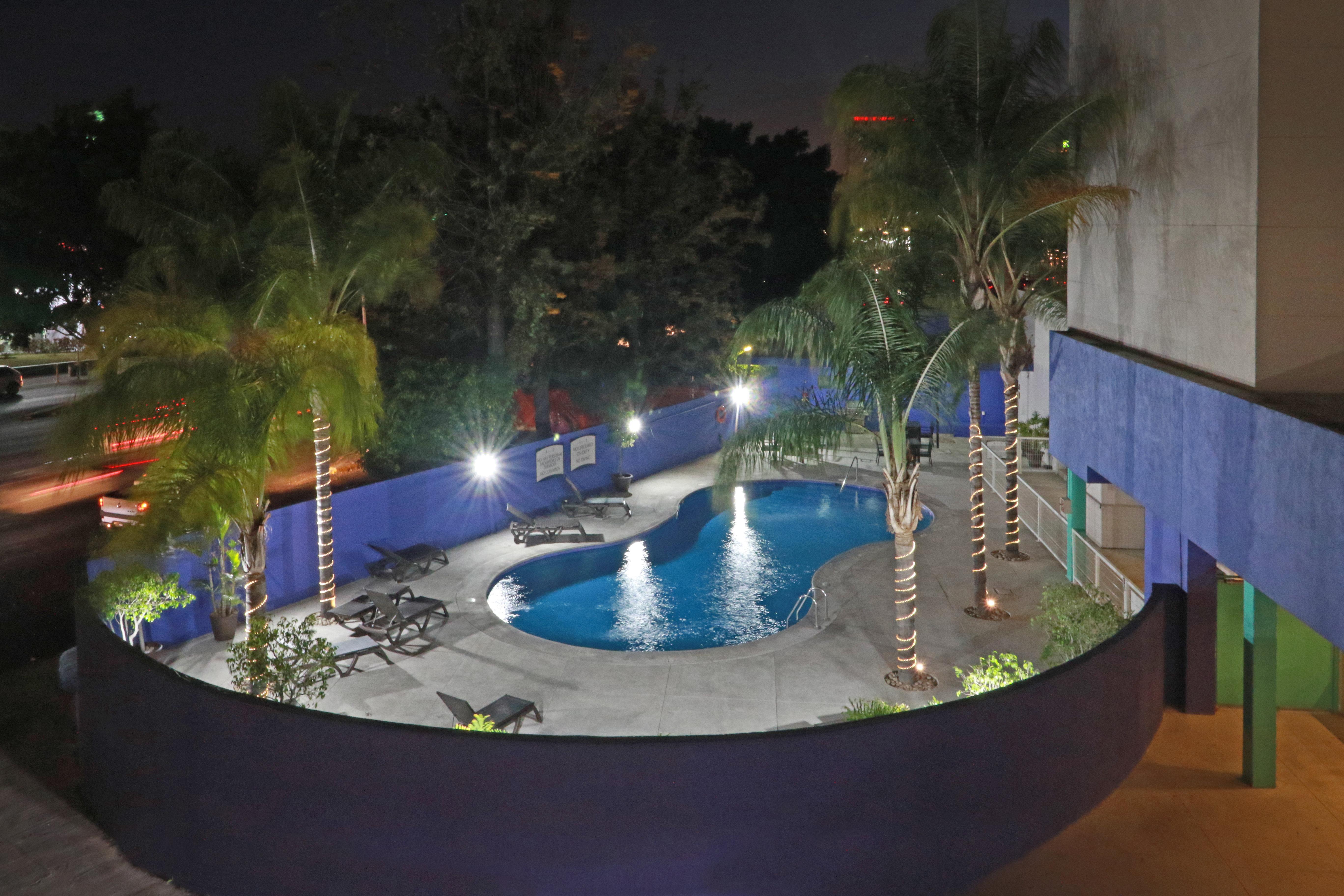 Staybridge Suites Guadalajara Expo, an IHG Hotel Zapopan Bagian luar foto