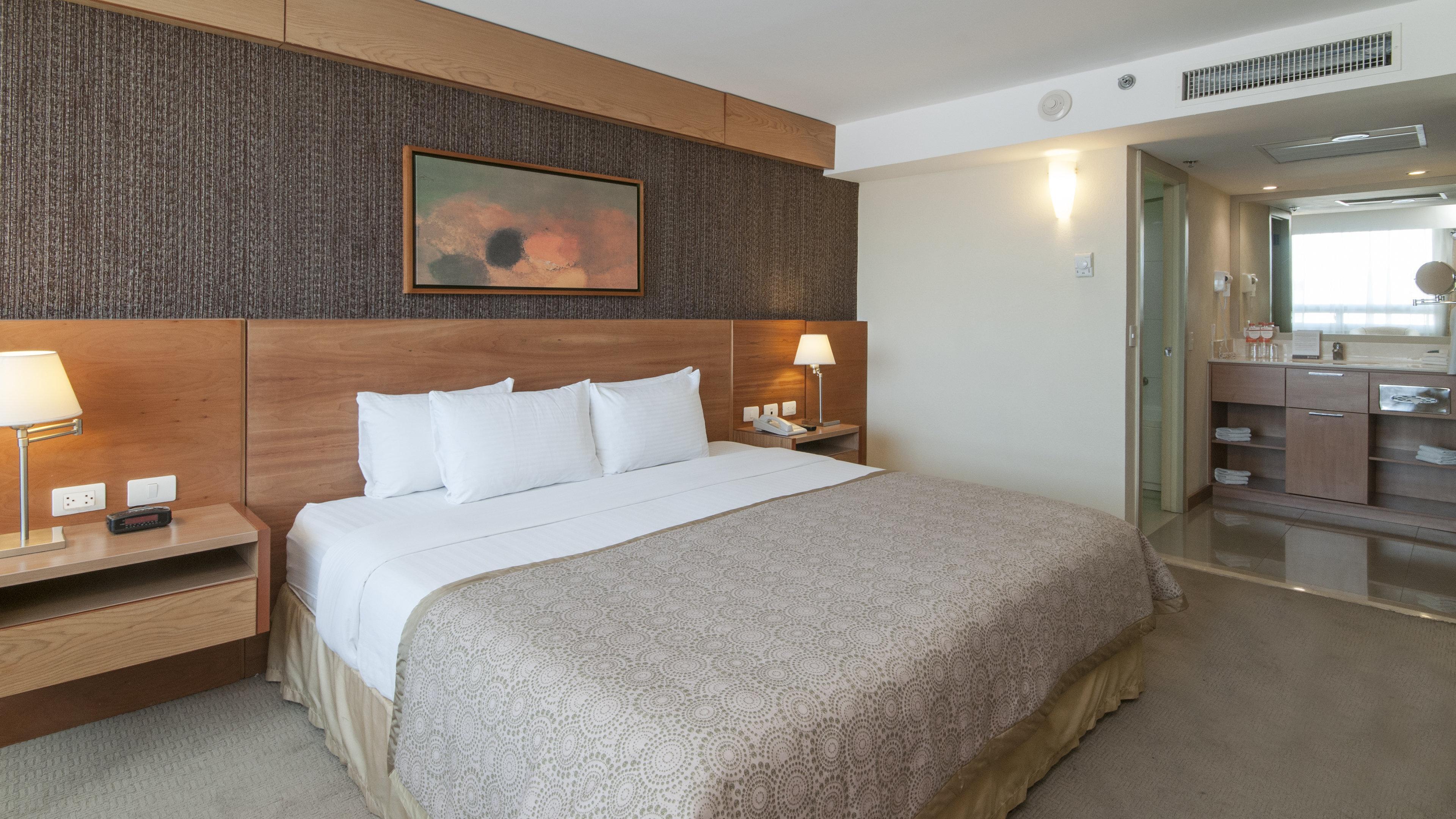 Staybridge Suites Guadalajara Expo, an IHG Hotel Zapopan Bagian luar foto