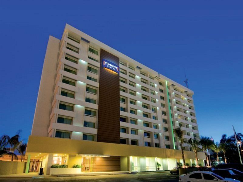 Staybridge Suites Guadalajara Expo, an IHG Hotel Zapopan Bagian luar foto